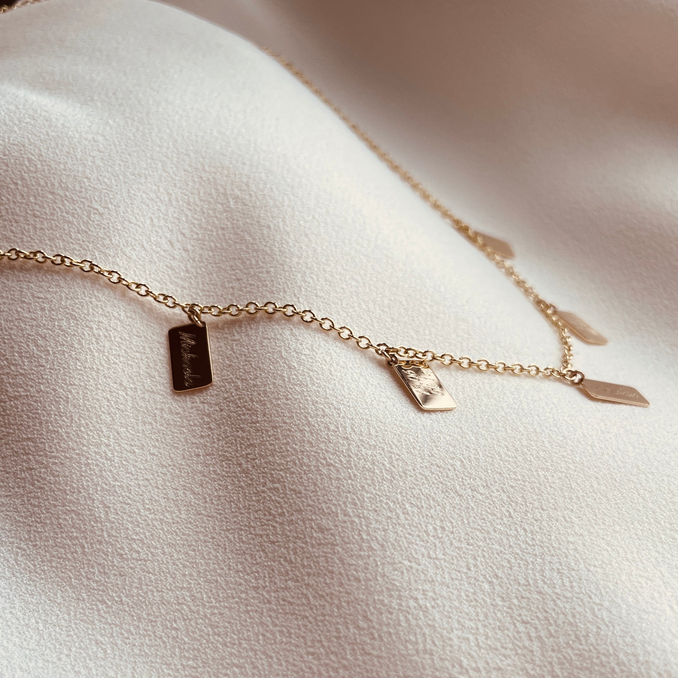 Story Necklace - 18ct Gold