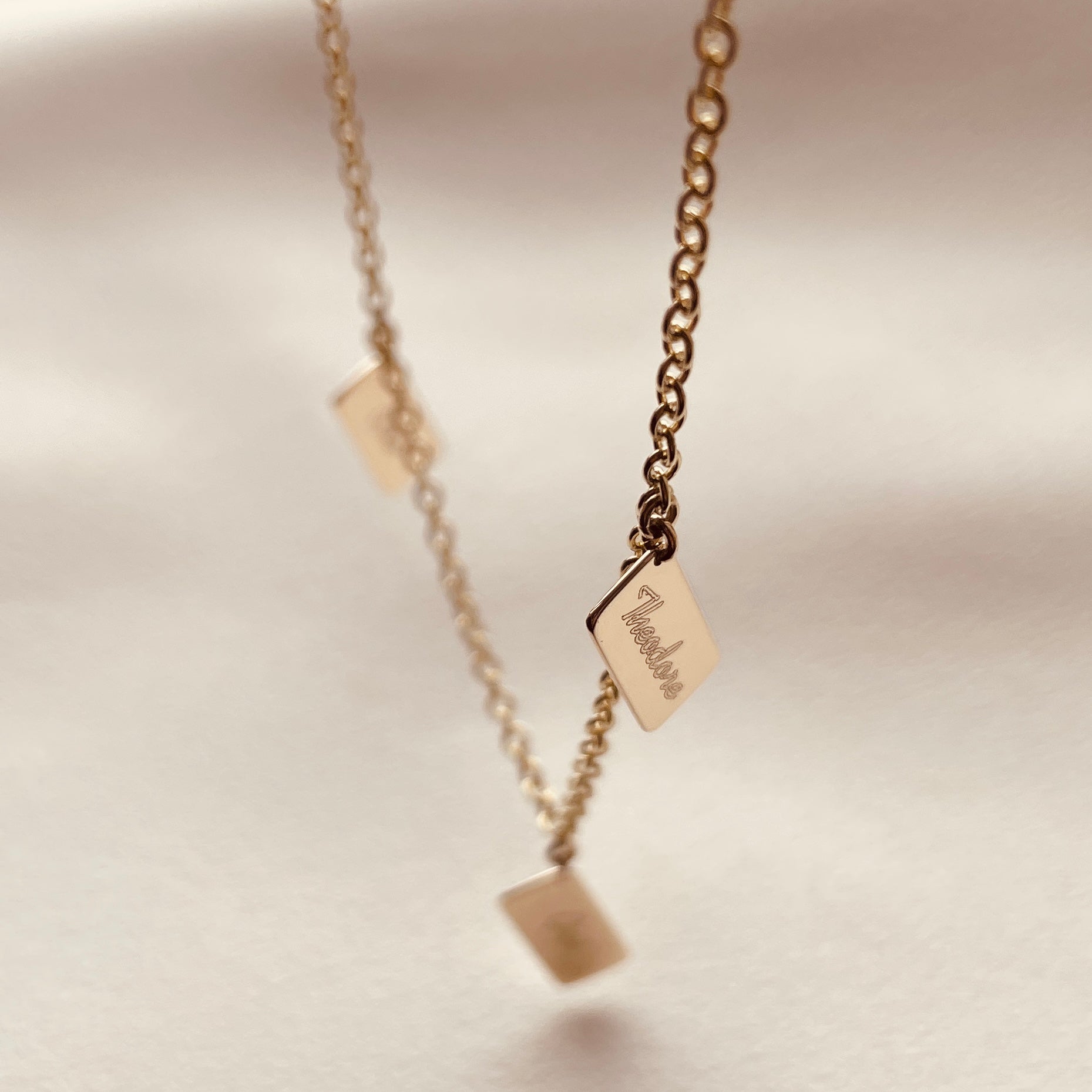 Story Bracelet - 9ct Gold