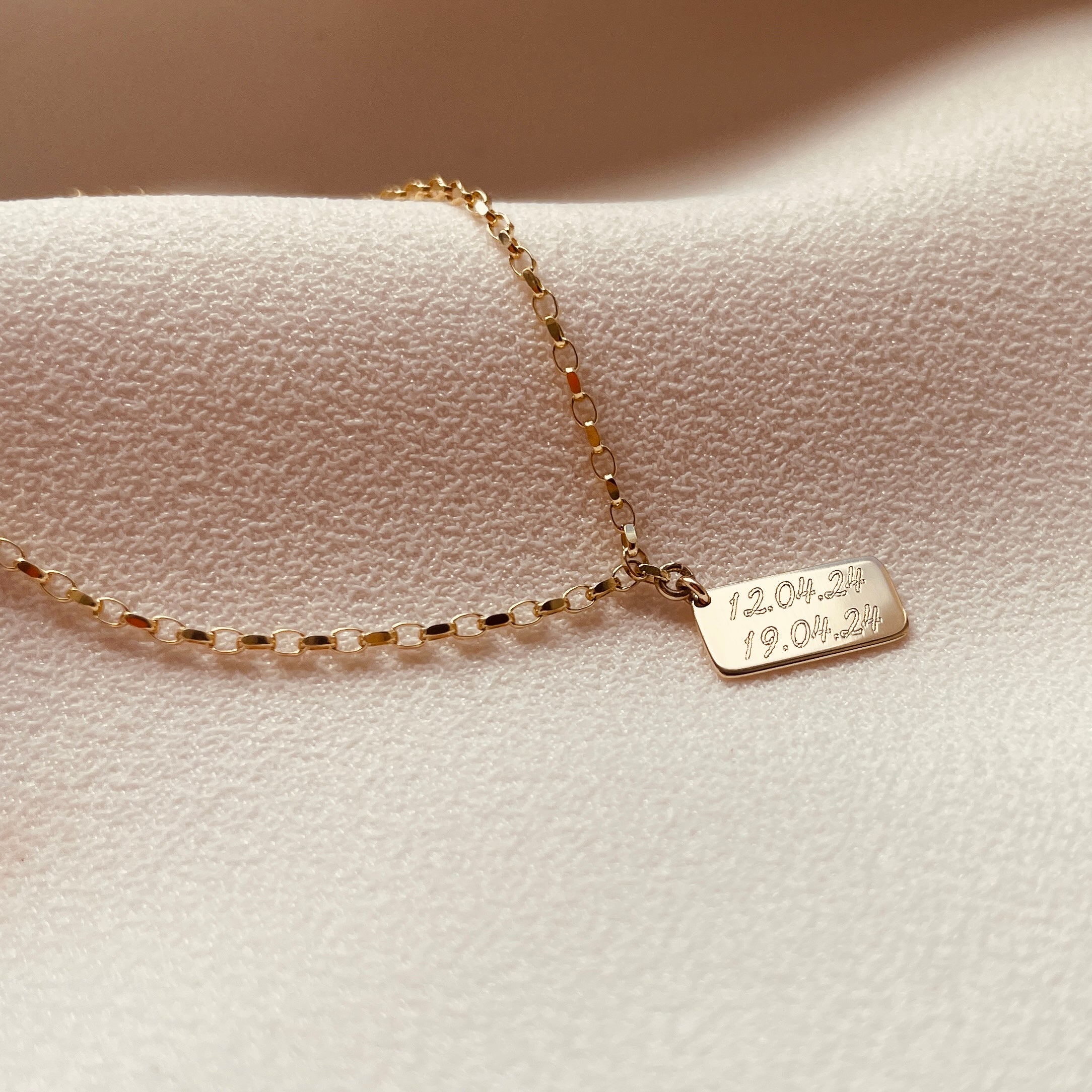 Tailor-Made Signature Slip Necklace